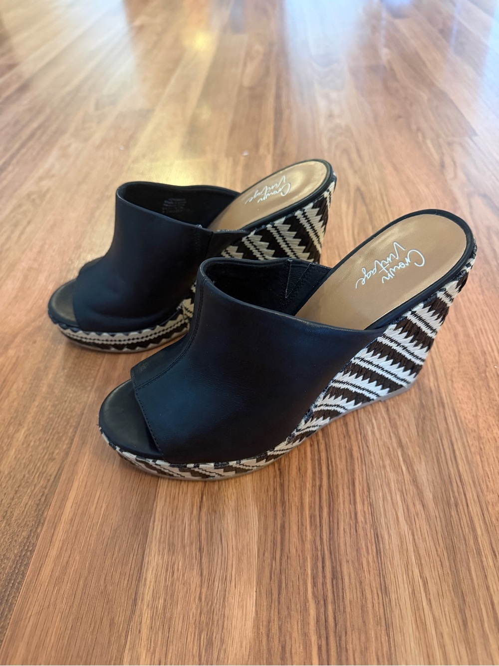 Crown Vintage Black & White Platform Heels